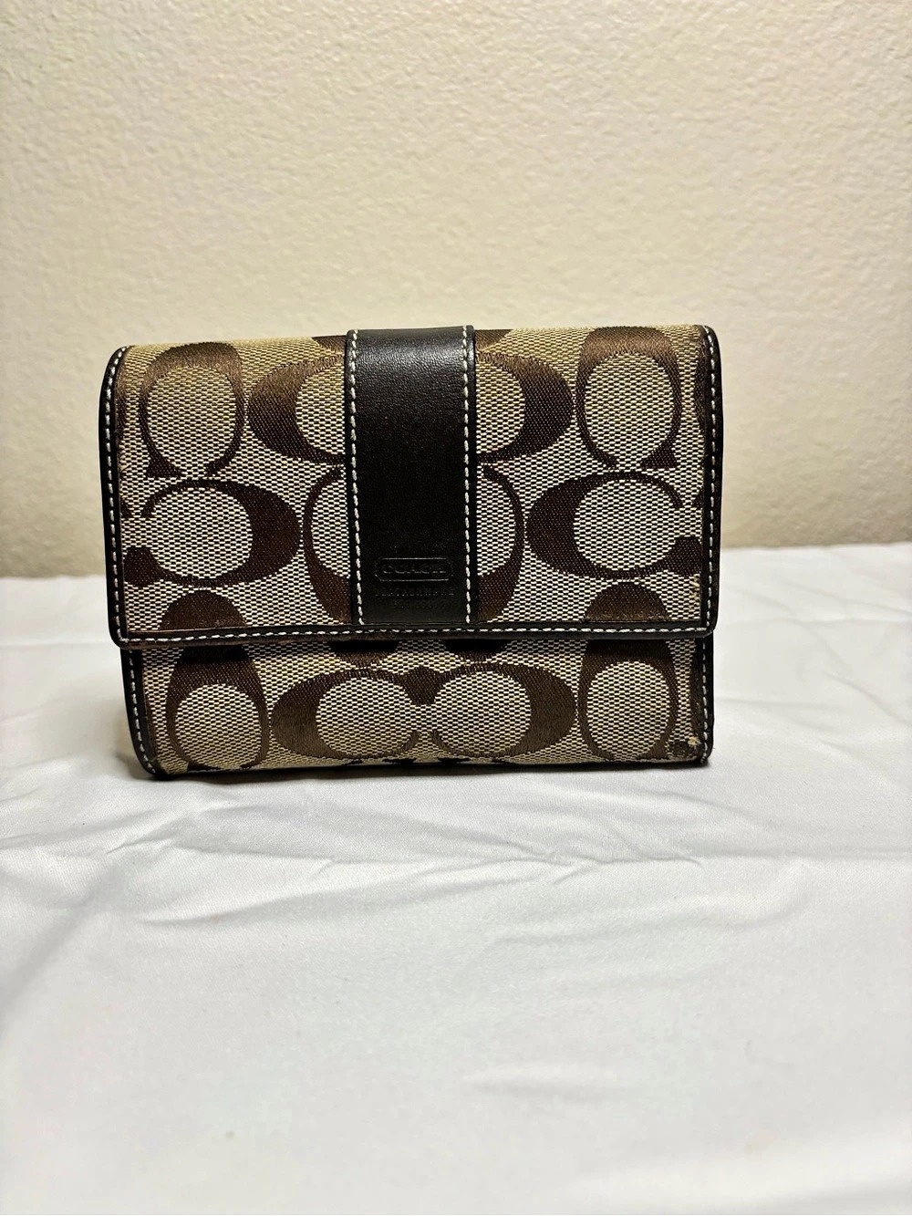 Coach Soho Signature Buckle Trifold Wallet Brown & Beige